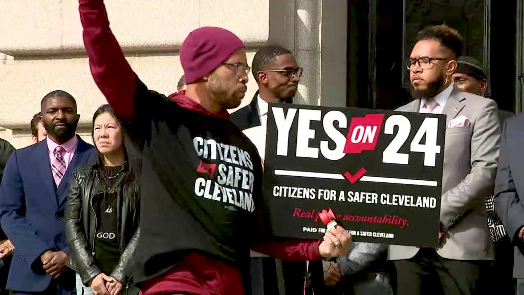 Cleveland Mayor Justin Bibb heckled by horn on steps of City Hall
News
Oct 28 / 2022 at 5:25 PM EDT
Cleveland Mayor Justin Bibb’s announcement of the nominees for the city’s new Community Police Commission was interrupted by a protester Friday. Black Lives Matter Cleveland organizer Kareem Henton stood in front of the mayor and blasted an air horn while holding a sign.
